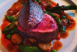 pet friendly restaurant in the hamptons