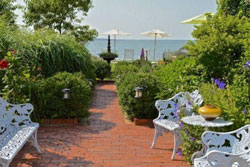 southampton dog friendly cottage pet friendly vacation rental in the hamptons