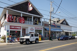 pet friendly restaurant in the hamptons
